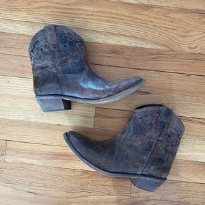 Steven by Steve Madden Short Leather Cowboy Boots - Women’s Size 10